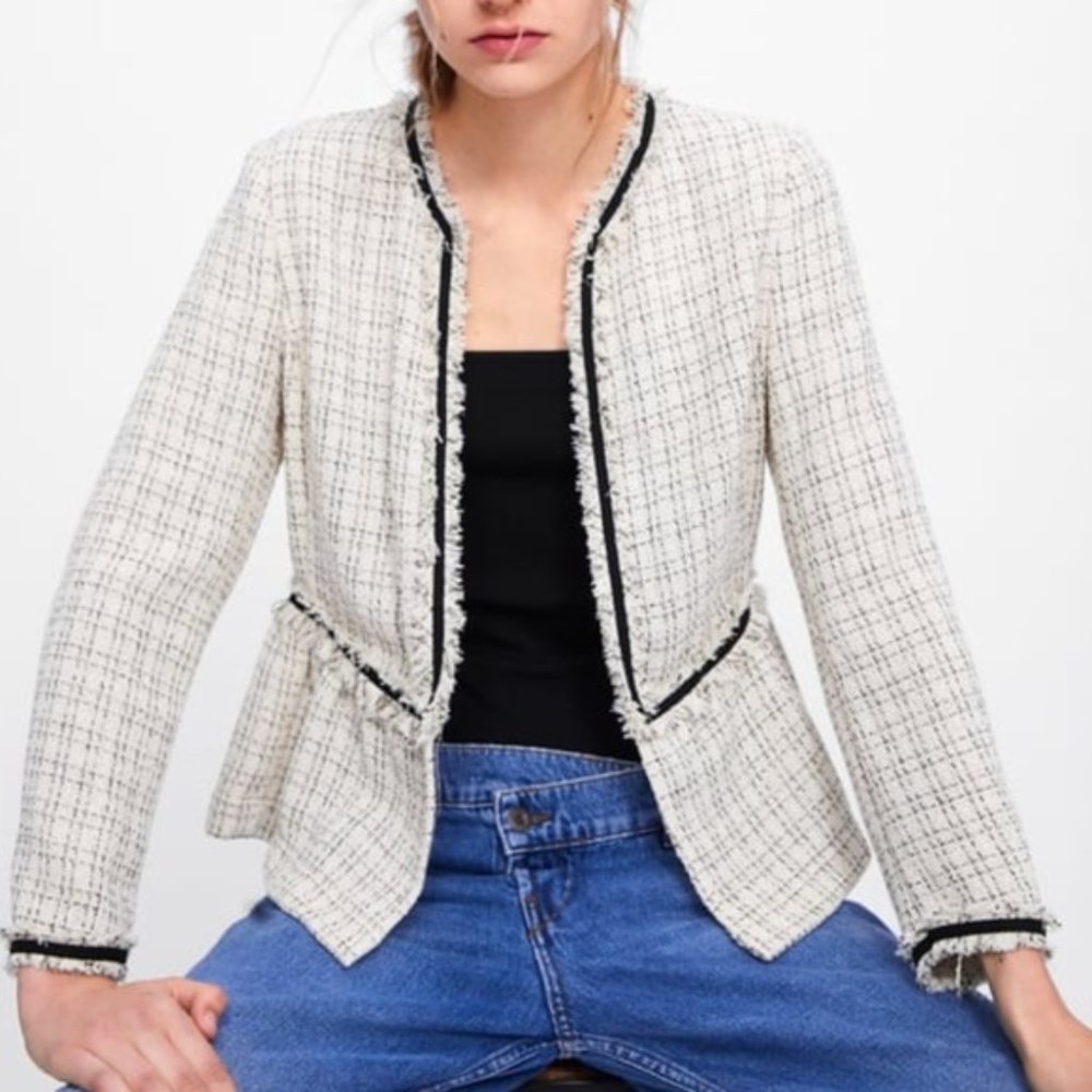 ZARA TEXTURED TWEED VELVET DETAIL BLAZER JACKET $79.90 - Picture 2 of 16